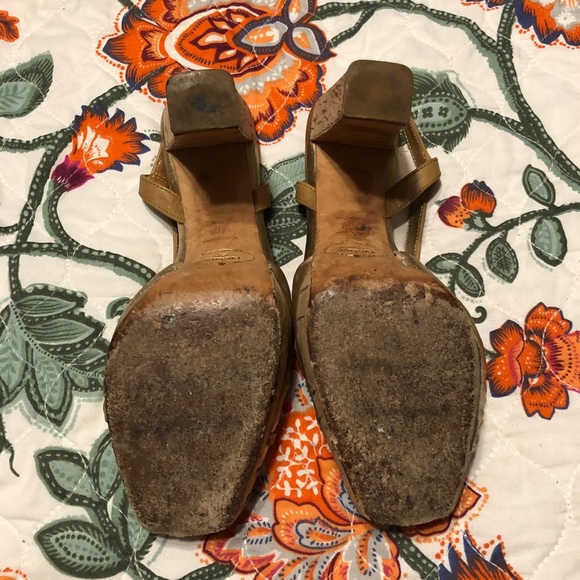 Prada Leather Gold Cork Slingback Heels size 38.5 - Picture 13 of 16